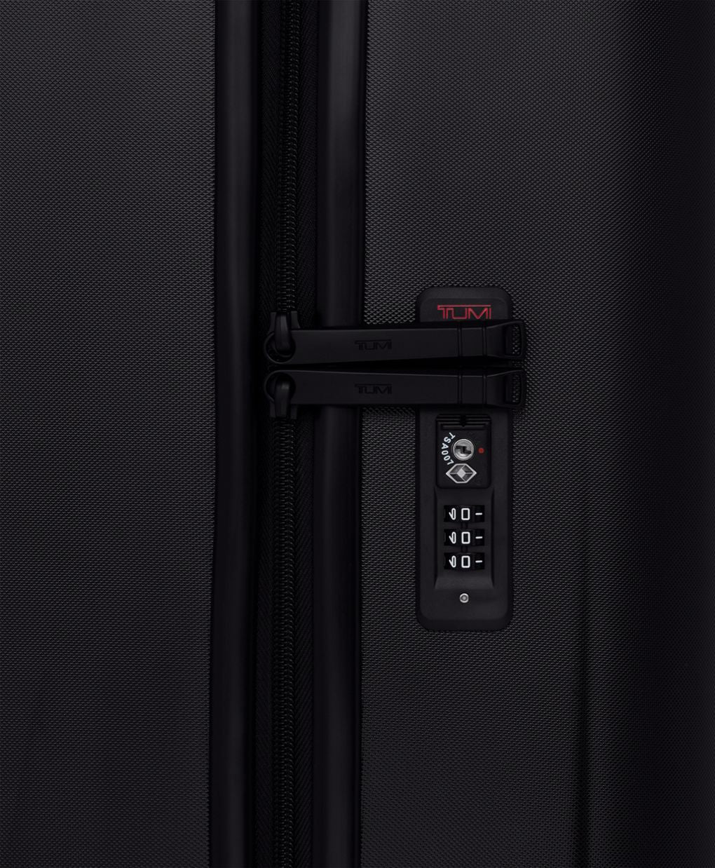 TUMI GOLF 2 WHEEL TRAVEL CASE - BLACK