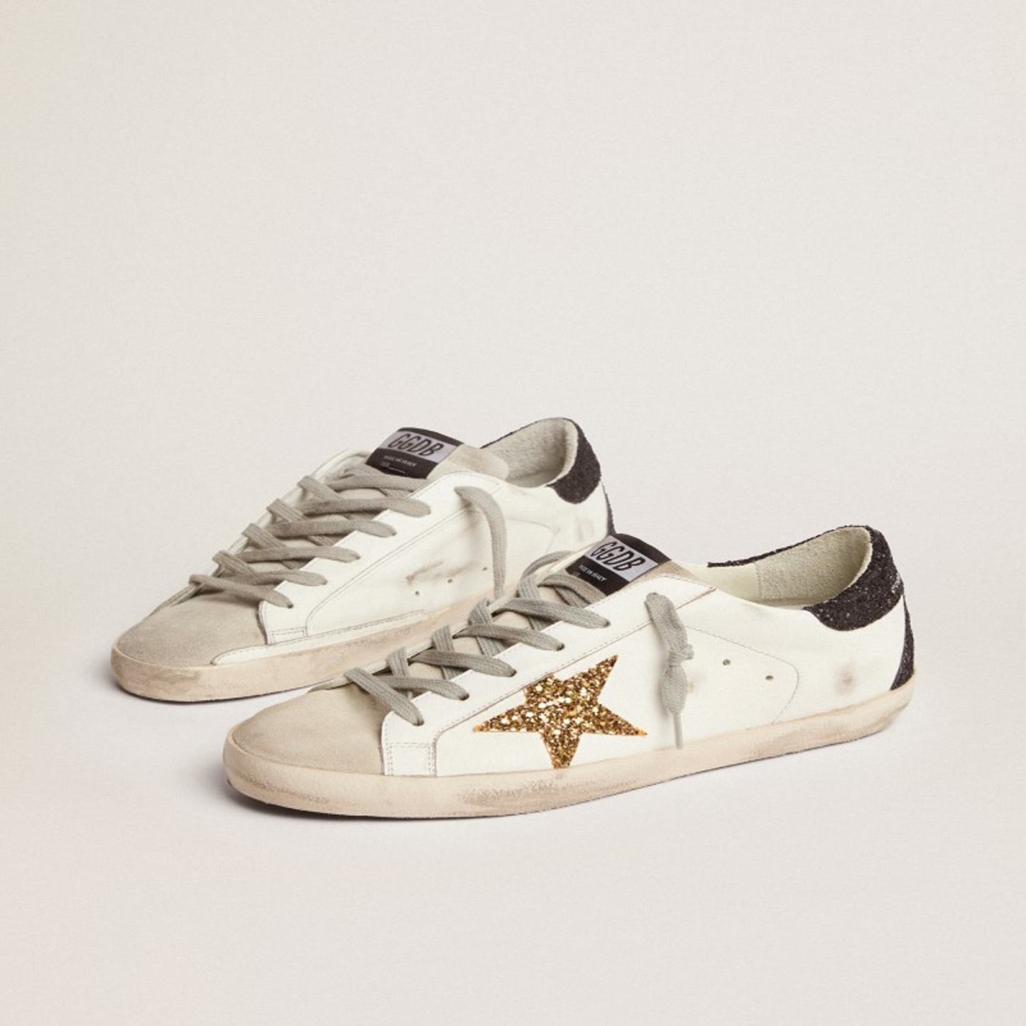 SUPERSTAR SNEAKERS WITH GOLD STAR AND GLITTERY BLACK HEEL TAB - (SIZE 6)