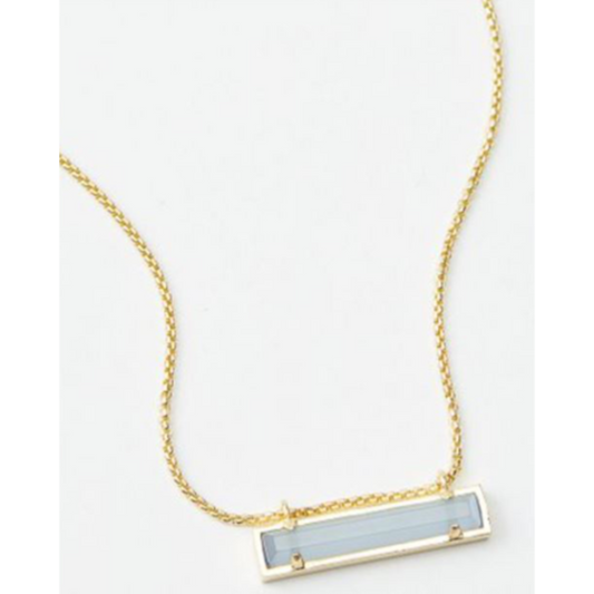 KENDRA SCOTT LEANOR GOLD PENDANT NECKLACE IN PERIWINKLE CATS EYE