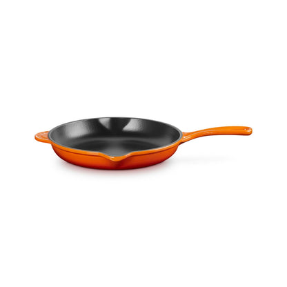 9" TRADITIONAL CAST IRON SKILLET FLAME