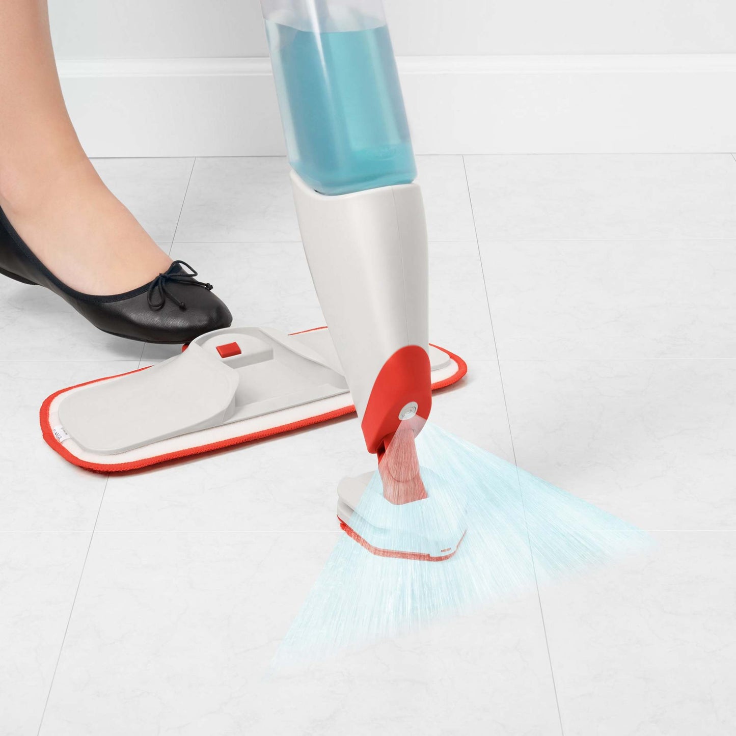 MICROFIBER SPRAY MOP WITH SLIDE-OUT SCRUBBER