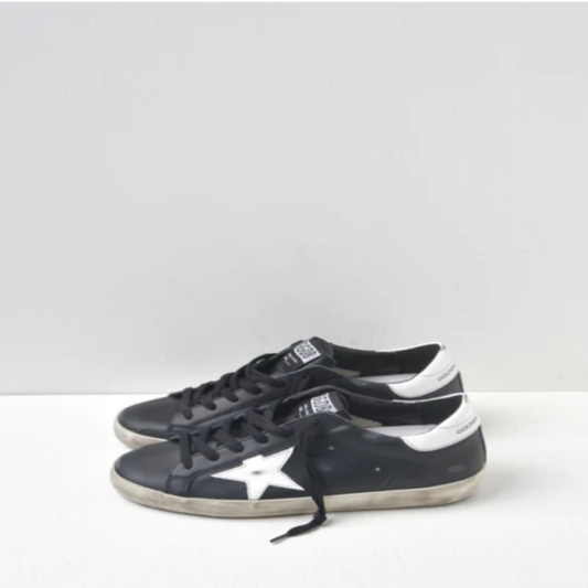 SUPERSTAR LEATHER SNEAKERS  - (BLACK) - (SIZE 8)