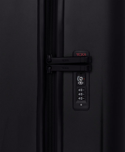 TUMI GOLF 2 WHEEL TRAVEL CASE - BLACK